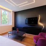 La Purple Suite